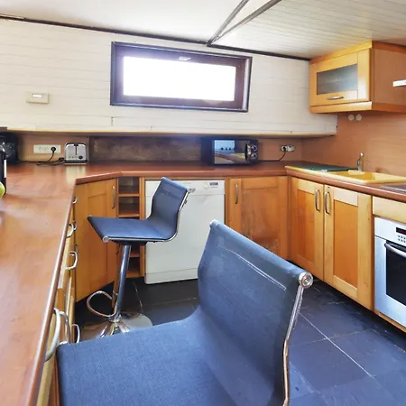 Botel Peniche Refuge Seine